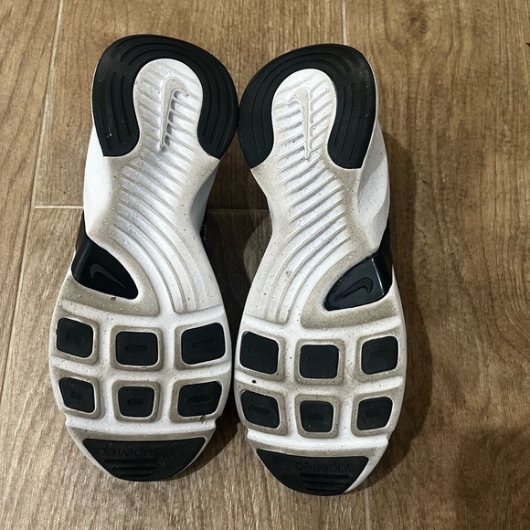 NIKE SuperRep GO 3 Flyknit Next Nature Shoe - Picture 8 of 8